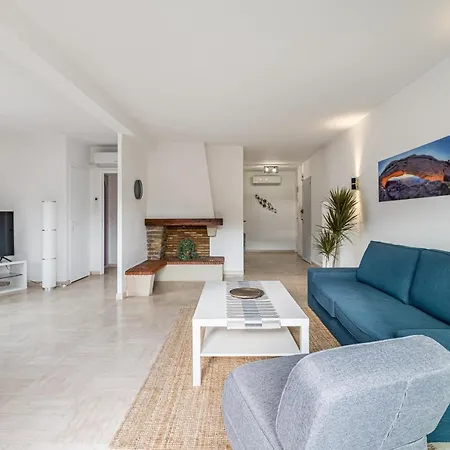 Lei Tapenie 2 Par Dodo-a-cassis Apartment